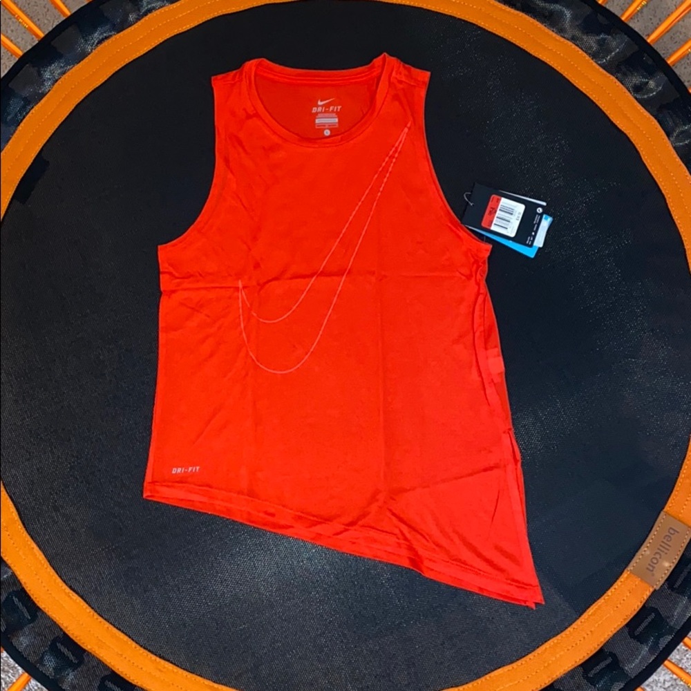 NWT- Youth Girls Size Large tank top.